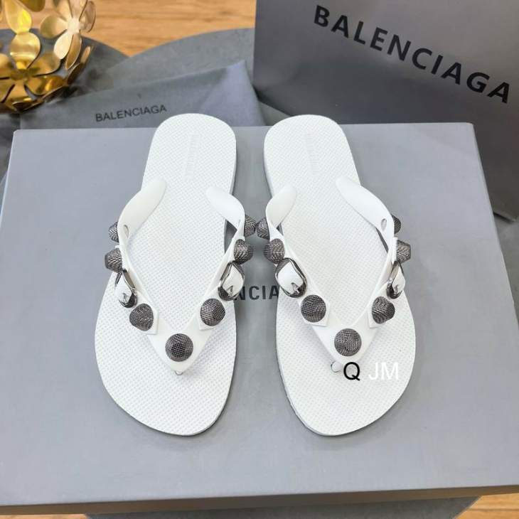 Picture of Balenciaga Slippers _SKUBalenciagasz35-40JM06023406
